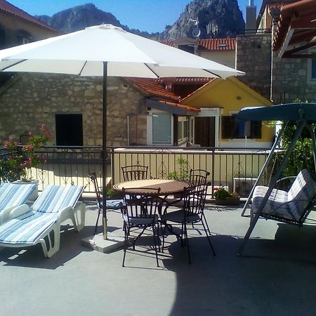 Apartment Romic Omiš Eksteriør billede